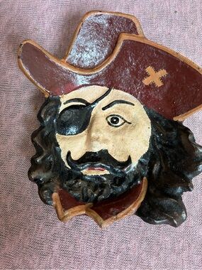Cast Iron Pirate Coin Keys  Trinket Dish